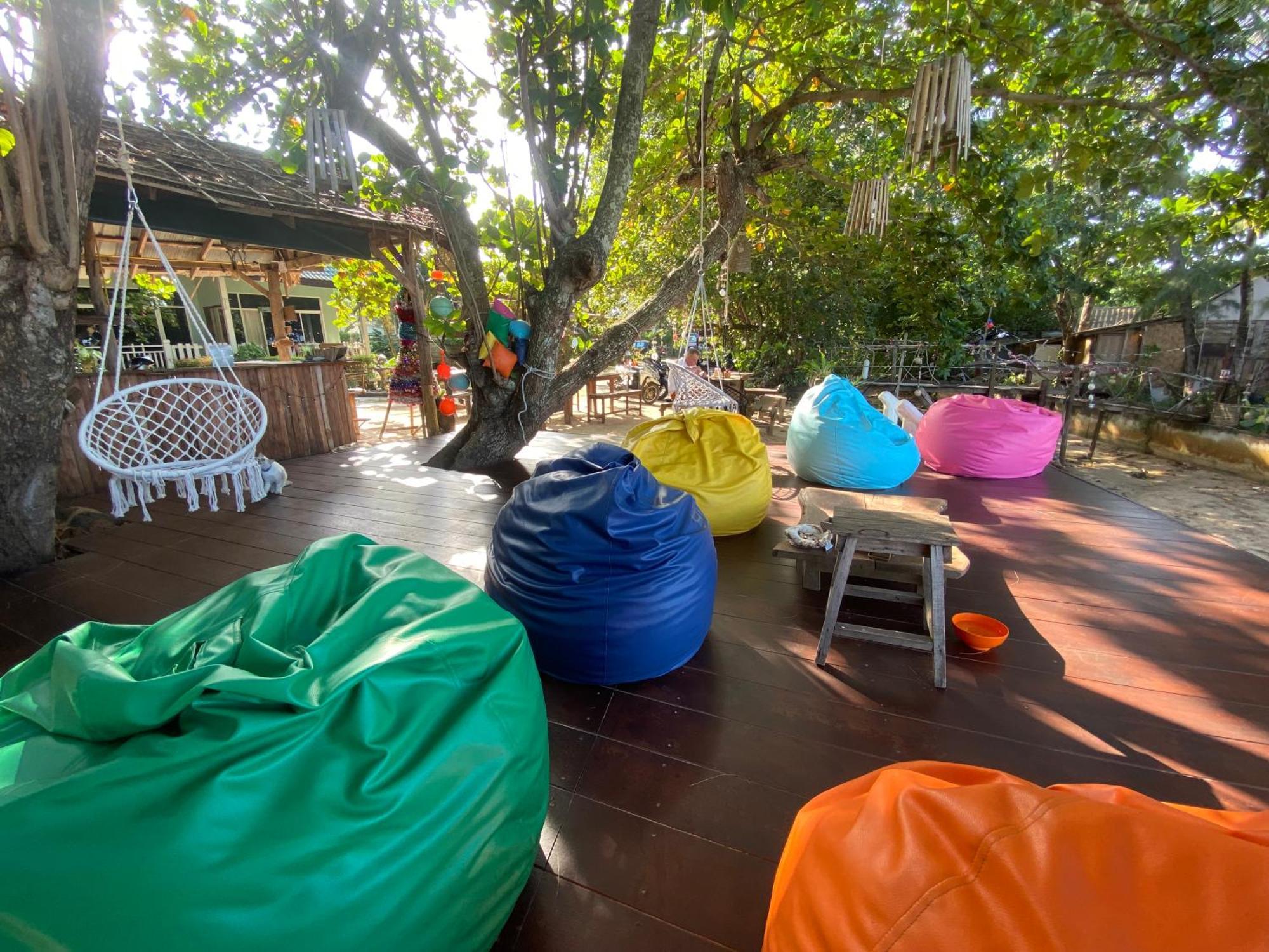 Coconut Lanta Resort @Klong Dow Beach Krabi town Exterior foto